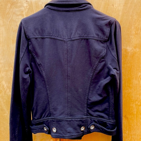 Jacket - Picture 5 of 6